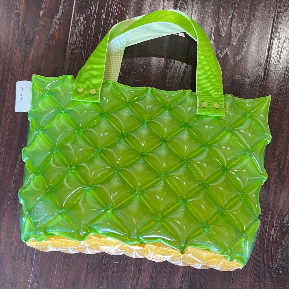 Inflatable Hand Carry Bag - Picture 5 of 5